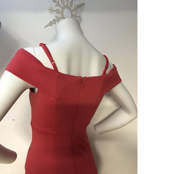 Le Chateau Small Corral Salmon Pink Peach Cold Shoulder Formal Dress NWT - Picture 3 of 8